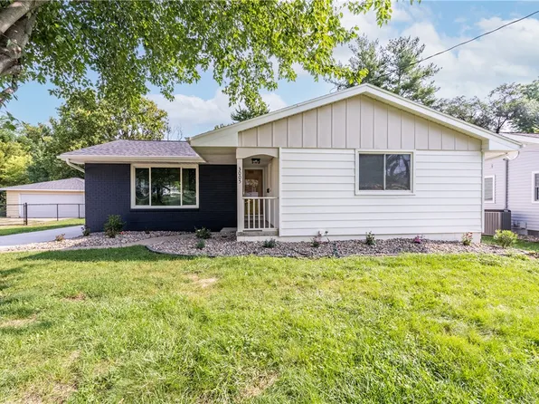 3005 Meadow Ln, West Des Moines, IA 50265