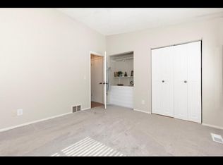 147 W Eagle Lake Dr #147, Osseo, MN 55369