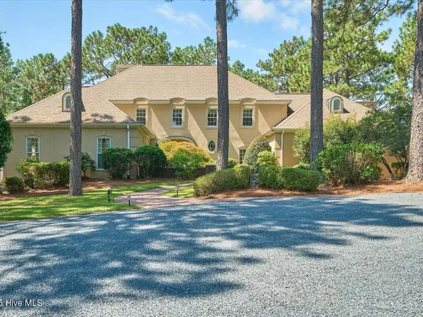 25 Quail Hollow Drive, Pinehurst, NC 28374