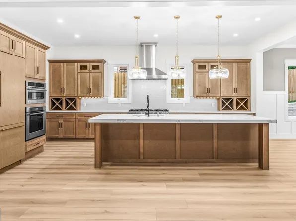 1905 N Taylor St, Arlington, VA 22207