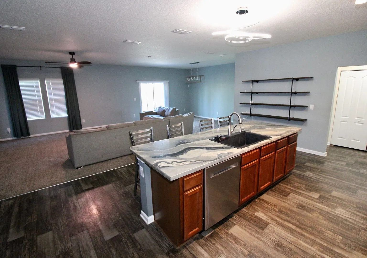 2 Story, 3BR/2BA Home For Rent — Photo 3