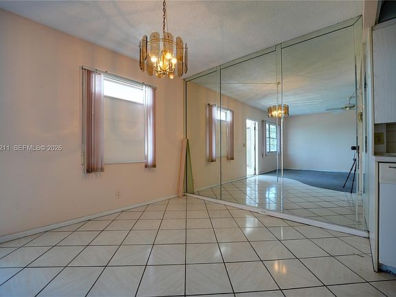 4th image of 4082 Cornwall E #4082