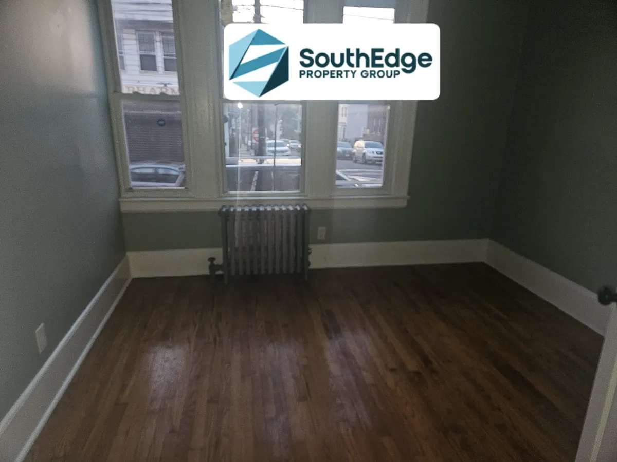 Building Photo - 636 Grove St #1L