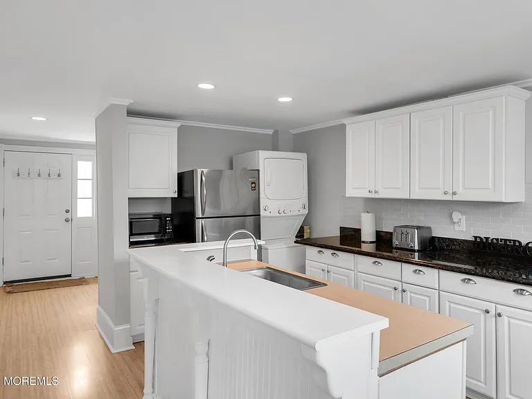 512 Main Ave #4 — Photo 10