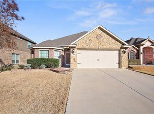 1309 Ocotillo Ln, Fort Worth, TX 76177