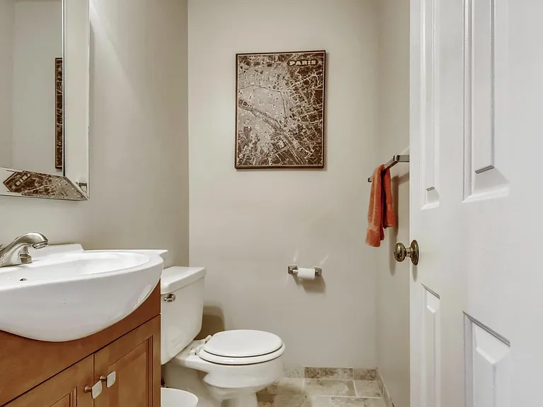 2nd Floor half bath