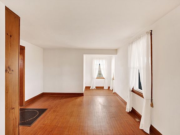 Living Room - reading nook