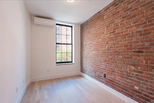 Rented by REAL New York | media 3