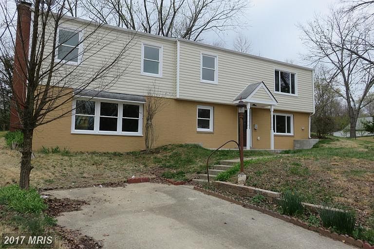 1st image of 15110 Castle Ct