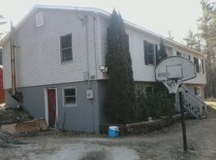 752 Witchtrot Rd, Sanbornville, NH 03872