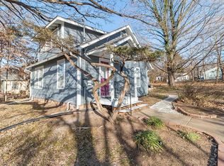 1242 Prairie Ave, Lawrence, KS 66044