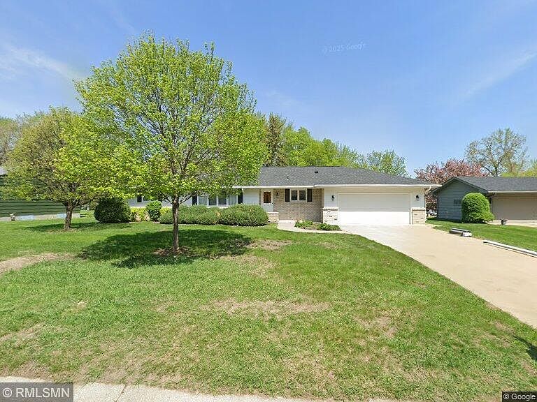 1st image of 176 Highland Dr