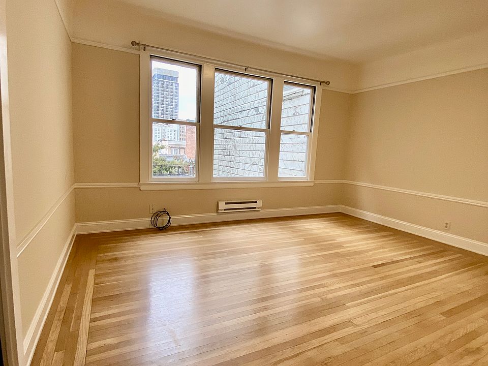 1st image of 821 Pine St APT 3B