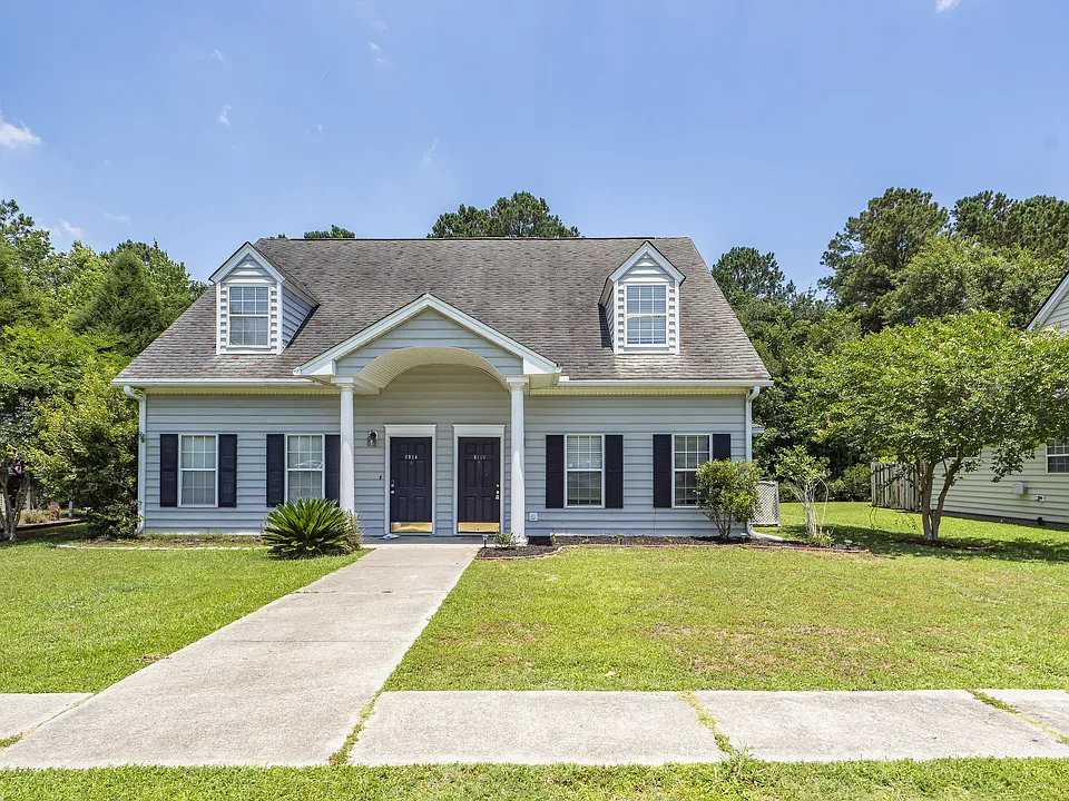 3320 Wickersham Ct