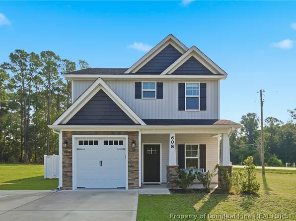 608 Bill Shaw Rd, Spring Lake, NC 28390
