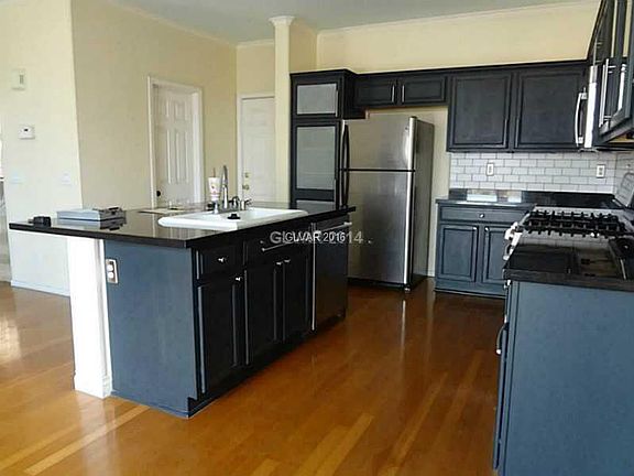 3rd image of 4612 Grey Heron Dr
