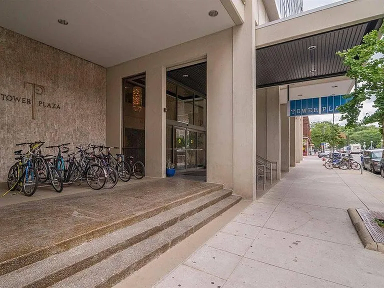555 E William St #6B — Photo 2