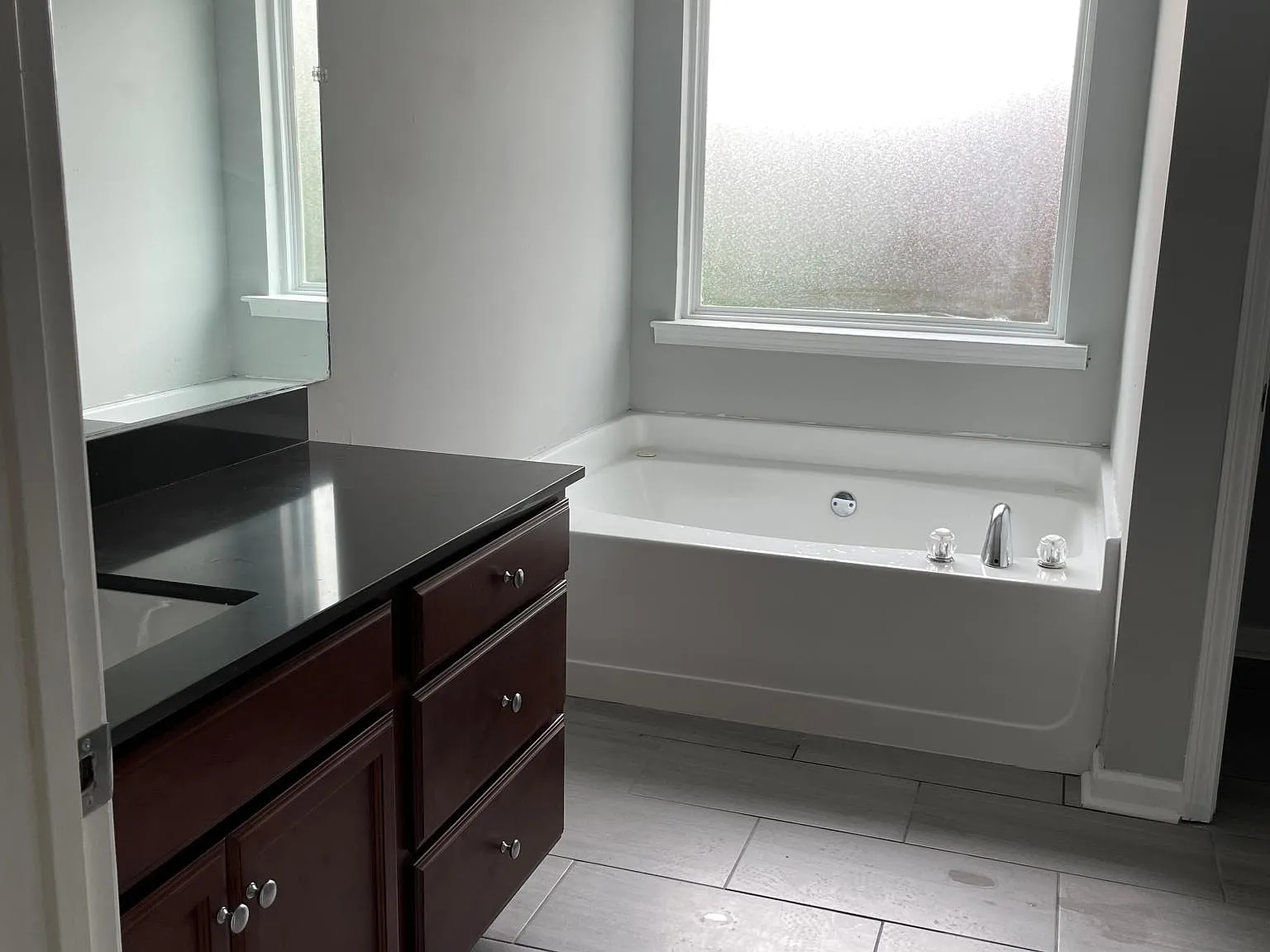 265 Victoria Blvd — Photo 3