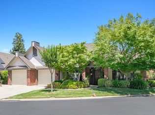 2555 W Bluff Ave UNIT 129, Fresno, CA 93711