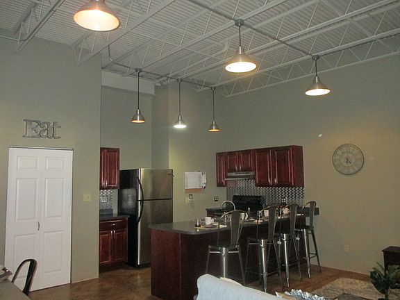 3rd image of 741 Richwood Ave APT 1