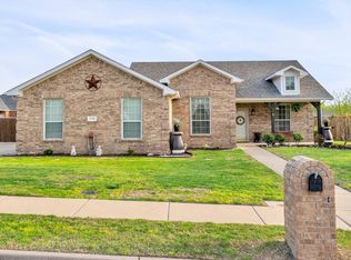 1760 Pine Dr, Midlothian, TX 76065