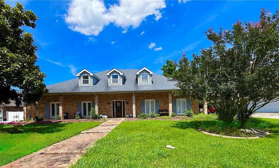 1st image of 3601 Lake Catherine Dr