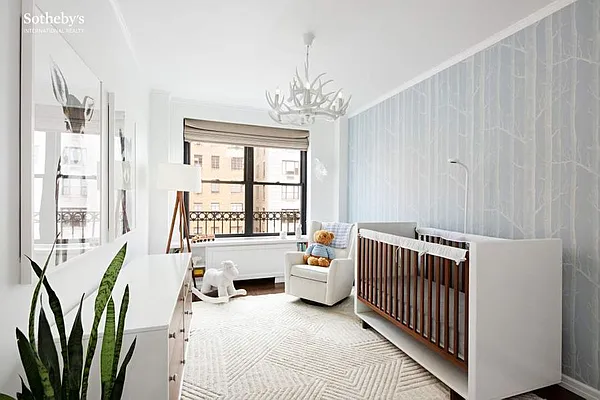 Sold by Sotheby's International Realty | media 4