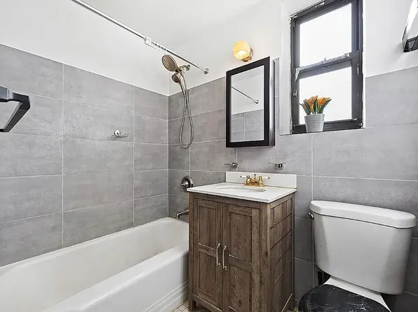 99-63 66th Avenue image 10 of 16