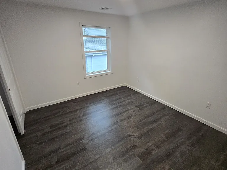 3 1/2 Baltimore St #2 — Photo 8