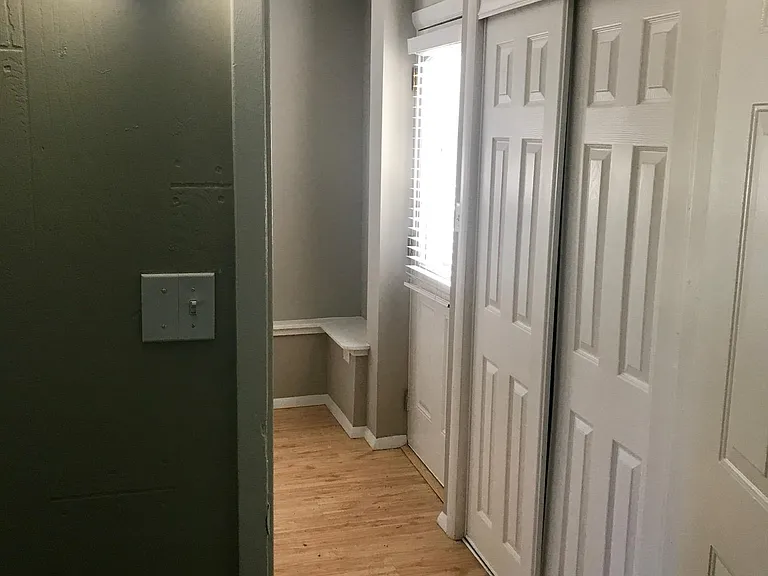 183 Northwestern Ave — Photo 15