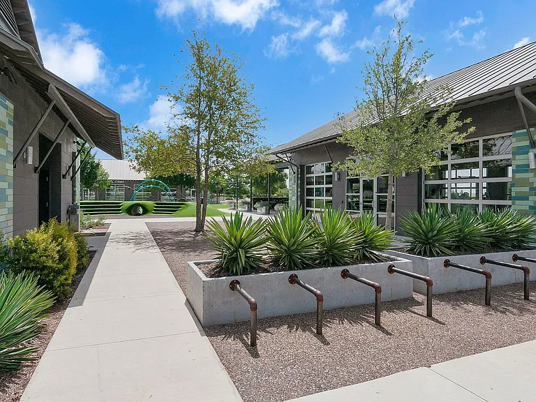 913 Boardwalk Way — Photo 25