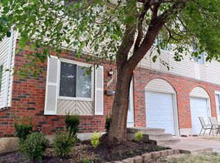 7187 NW Chapel Woods Ln, Kansas City, MO 64152