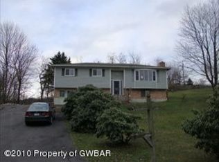 502 Pike Rd, Bear Creek Township, PA 18702