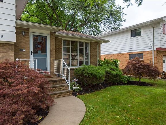 2nd image of 21458 Ellen Dr