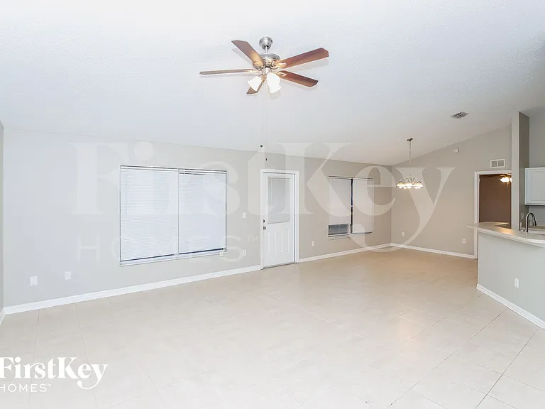2655 San Filippo Dr SE — Photo 3