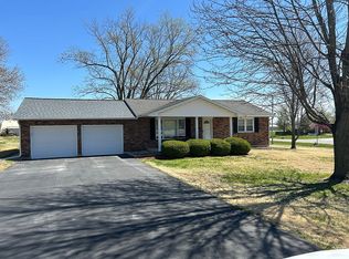 114 S Rucker St, Keytesville, MO 65261