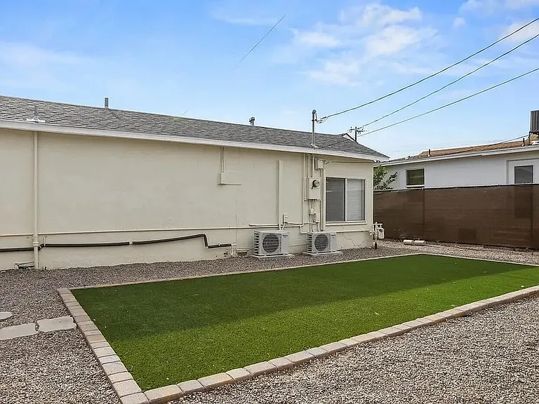2041 N 9th St — Photo 13