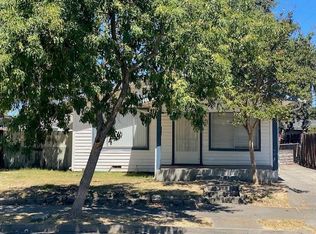 1711 E Walnut St, Stockton, CA 95205