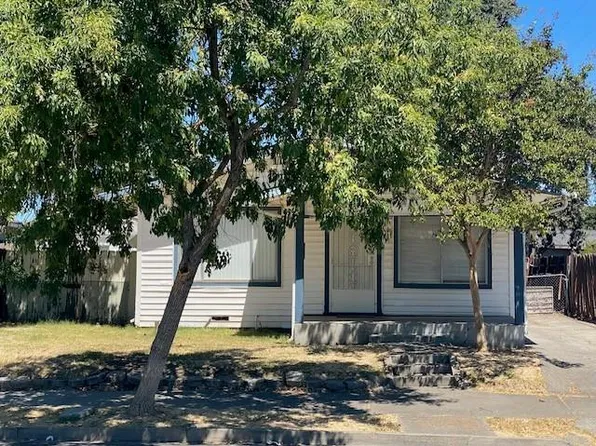 1711 E Walnut St, Stockton, CA 95205