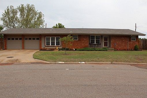 1st image of 811 Shore Dr