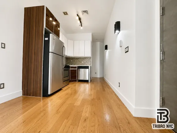 277 Menahan St, Brooklyn, NY