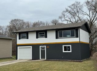 1044 E 52nd Ave, Gary, IN 46410