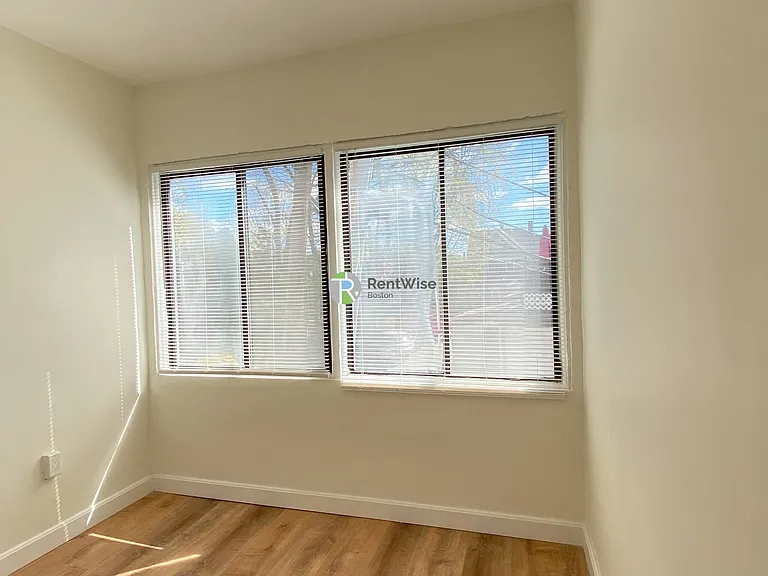 230 Walnut St #24 — Photo 18