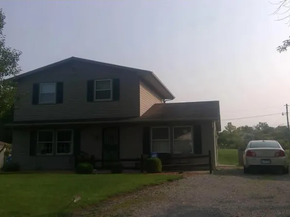 212 Sara Cir, New Haven, IN 46774