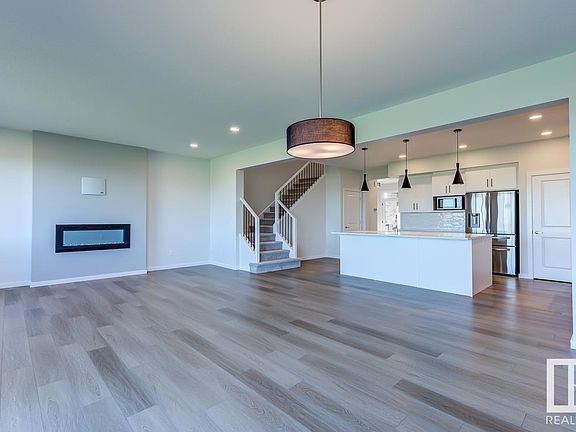 225232313-10_12282022