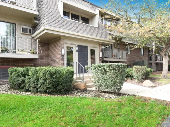 218 E Bailey Rd APT A, Naperville, IL 60565