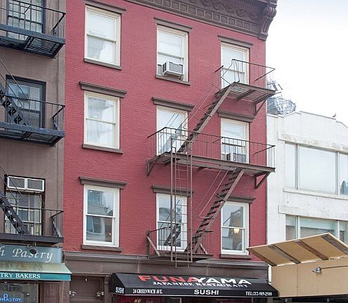 5th image of 24 Greenwich Ave APT 1