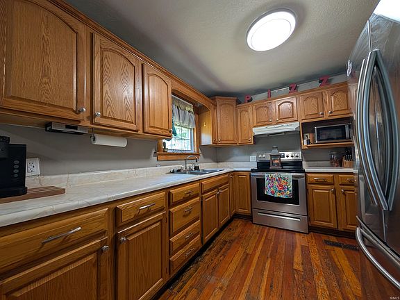 4th image of 7180 S Beal Rd