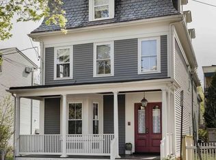 20 Cottage St #1, Cambridge, MA 02139