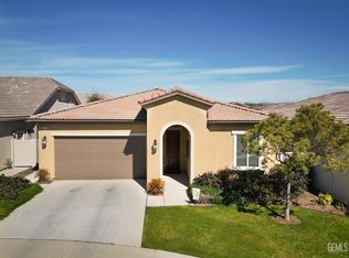 9704 Richland Hills Ln, Bakersfield, CA 93306